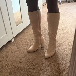 Elegant Tan Knee-High Women's Boots